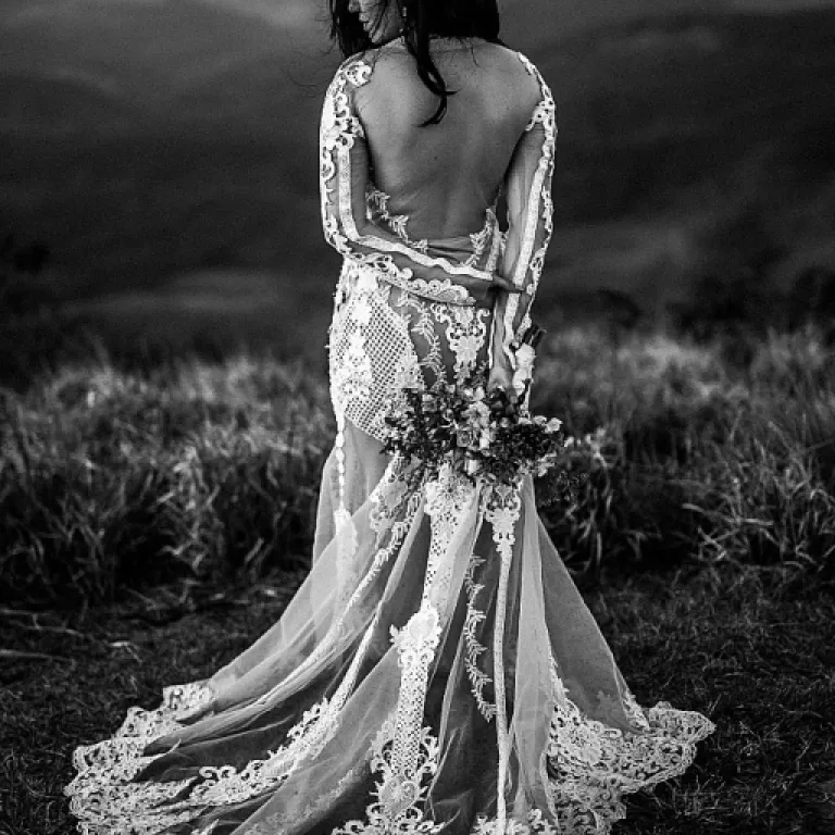 Robe pour mariage verte : élégance naturelle pour une tenue d’exception