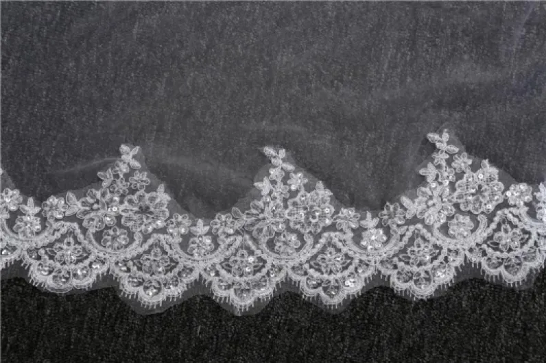 Voile de mariéeVoile de Mariage cathédrale Double Couche de 3M de Long, Voile de mariée à Paillettes en Dentelle avec Peigne pour Accessoires de mariageLongueur du coude 350cm Ivoire