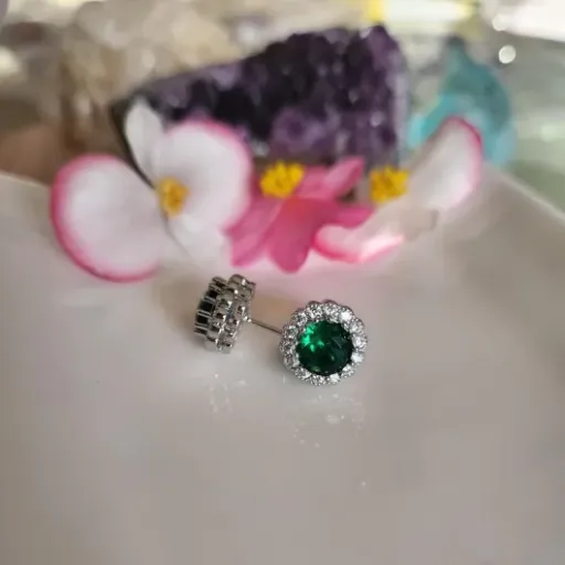 Test Crystalline Azuria parure verte : un set de bijoux mariage qui fait le job sans ruiner le budget