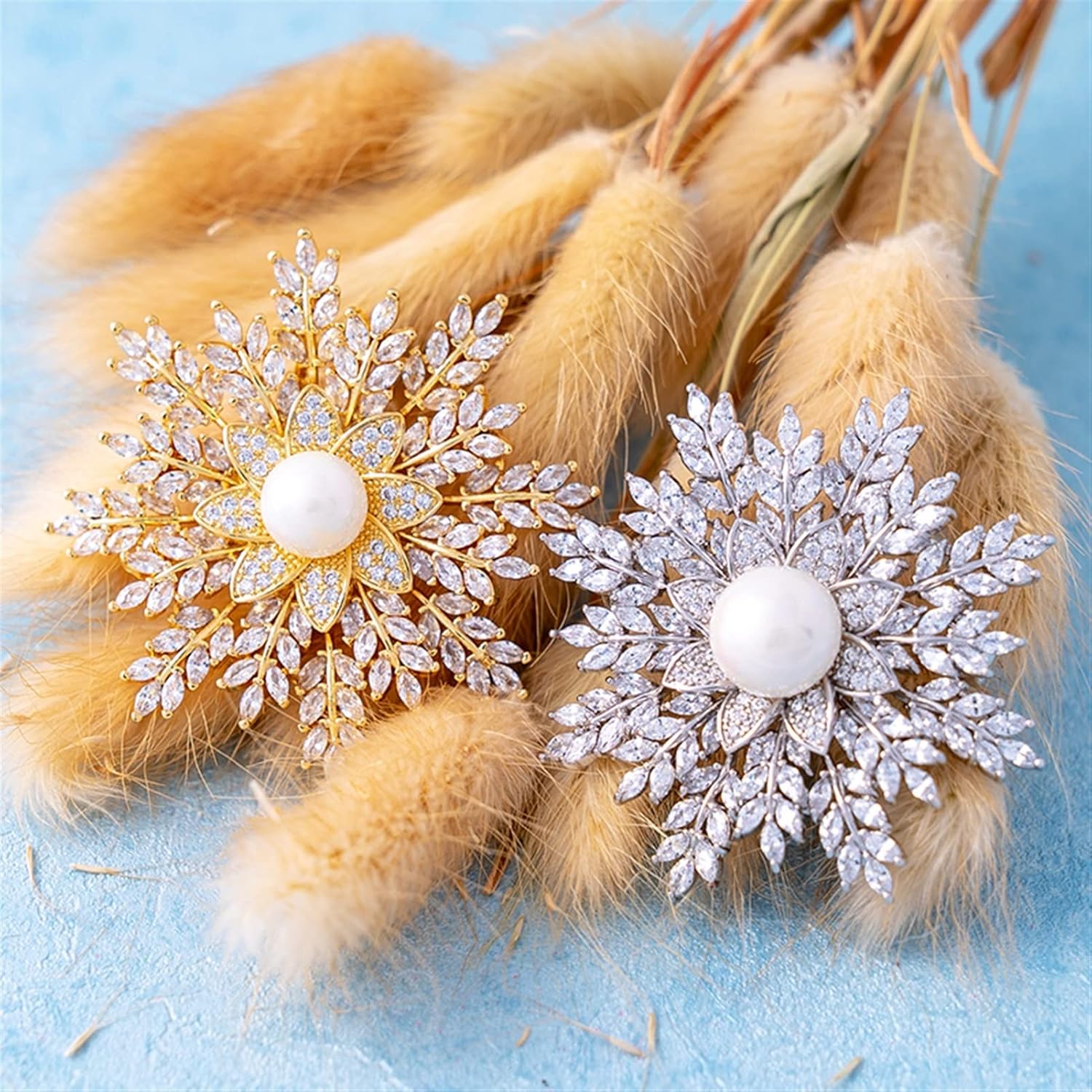 Brooches Pin Luxury Snowflake Brooch Gold Flower Zirconia Jewelry Pearl Pins for Women Winter Accessories Wedding Coat Scarf Hat Brooch (Silver)