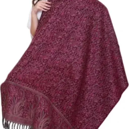 Test châle d'hiver oversize cachemire/laine : bien chaud, bien grand, pas si discret