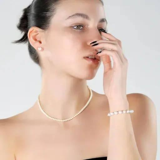Test Collier Ras de cou de Perles Maison Dianie : un choker simple qui fait le job (avec quelques limites)