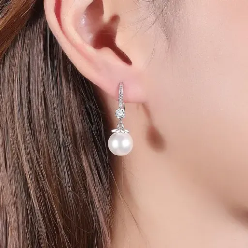 Test parure bijoux femme mariage Skcess : un petit set perles/argent qui fait le job sans chichi