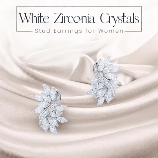 Test Crystalline Azuria Boucles d'Oreilles 18ct : des clous qui brillent bien sans exploser le budget