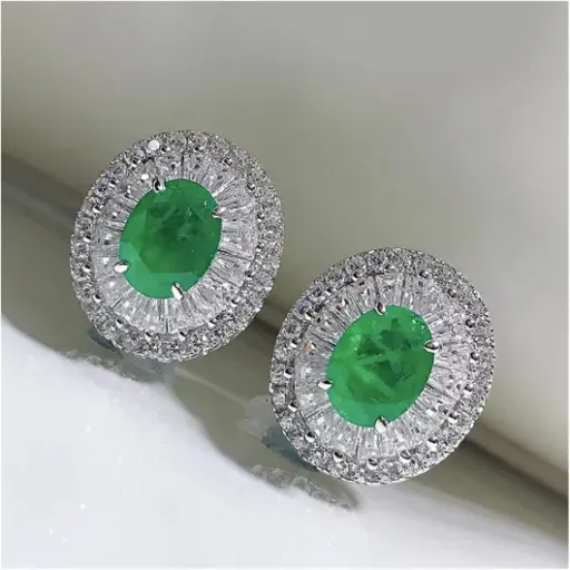 Test Boucles d'oreilles émeraude 7x9mm WIPPWER : jolies sur la photo, plus discutables en vrai
